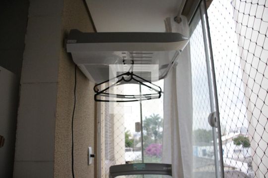Área de Serviço de apartamento para alugar com 2 quartos, 52m² em Tubalina, Uberlândia