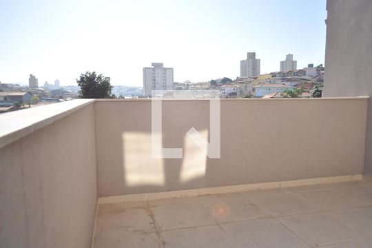 Área comum de apartamento para alugar com 2 quartos, 40m² em Vila Mazzei, São Paulo