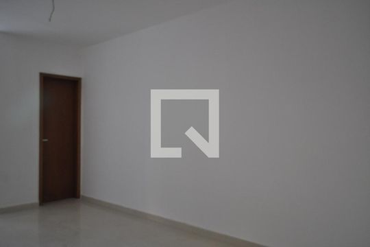 Sala de apartamento para alugar com 2 quartos, 40m² em Vila Mazzei, São Paulo