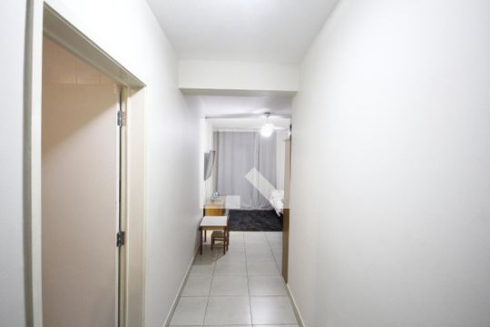 Corredor de entrada de apartamento à venda com 2 quartos, 61m² em Saúde, São Paulo