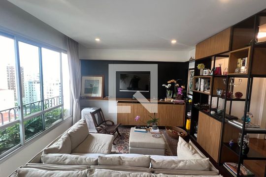 Sala de apartamento à venda com 3 quartos, 135m² em Sumaré, São Paulo