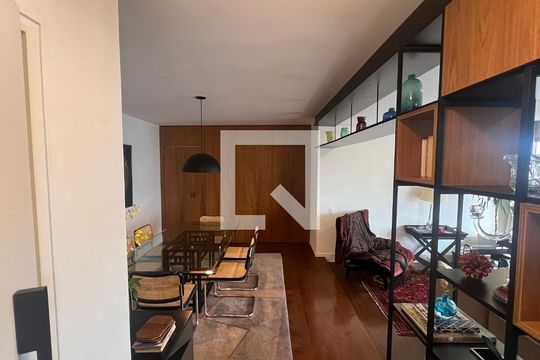 Sala de apartamento à venda com 3 quartos, 135m² em Sumaré, São Paulo