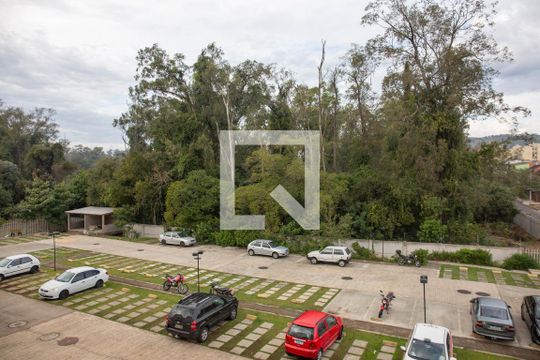 Vista de sala de apartamento para alugar com 2 quartos, 41m² em Protásio Alves, Porto Alegre