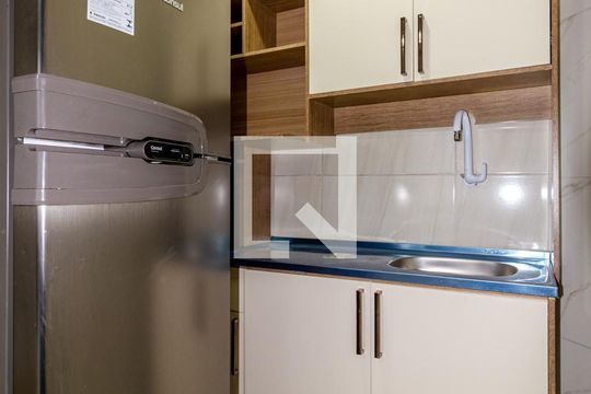 Cozinha de apartamento à venda com 1 quarto, 30m² em Centro Histórico, Porto Alegre