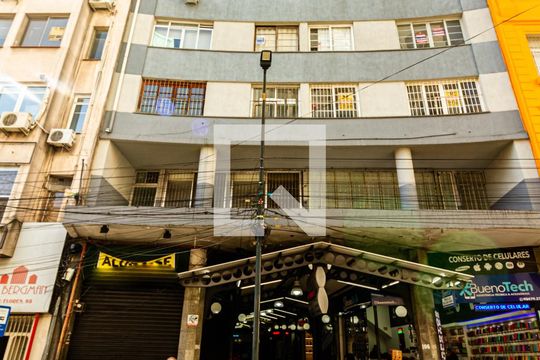 Fachada de apartamento à venda com 1 quarto, 30m² em Centro Histórico, Porto Alegre