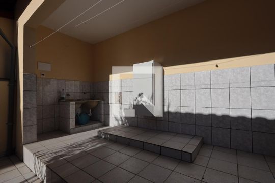 Área de serviço de casa de condomínio para alugar com 3 quartos, 150m² em Jardim da Glória, Cotia