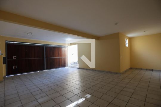 Garagem de casa de condomínio para alugar com 3 quartos, 150m² em Jardim da Glória, Cotia
