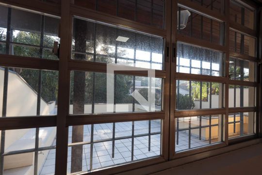 Sala  - vista de casa de condomínio para alugar com 3 quartos, 150m² em Jardim da Glória, Cotia
