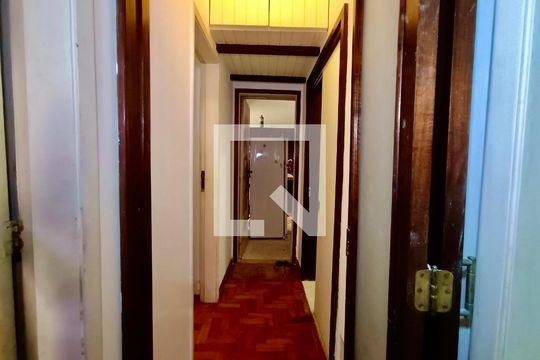 Corredor  de apartamento à venda com 3 quartos, 280m² em Leblon, Rio de Janeiro