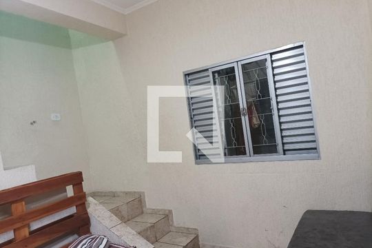 Sala de casa à venda com 3 quartos, 89m² em Cidade Continental, São Paulo