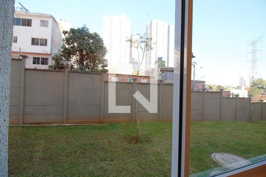 Vista da Sala   de apartamento para alugar com 2 quartos, 40m² em Vila Andrade, São Paulo