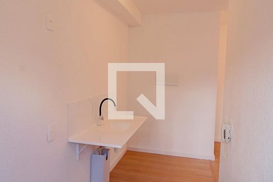 Cozinha de apartamento para alugar com 2 quartos, 40m² em Vila Andrade, São Paulo