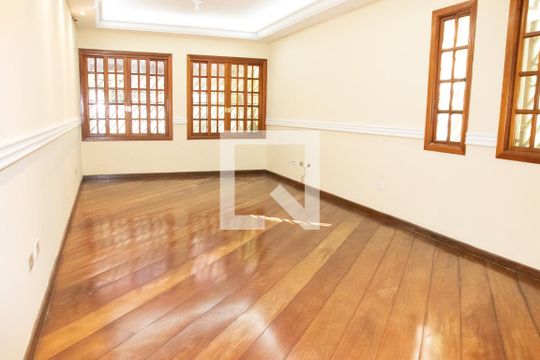 Sala de casa à venda com 3 quartos, 180m² em Vila Mazzei, São Paulo