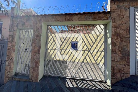 Fachada de casa à venda com 3 quartos, 180m² em Vila Mazzei, São Paulo