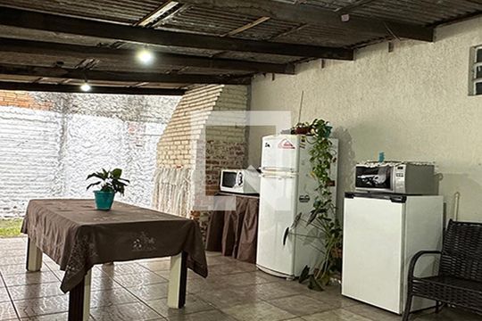 Lavanderia de casa à venda com 2 quartos, 150m² em Estância Velha, Canoas