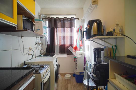 Cozinha de apartamento à venda com 2 quartos, 47m² em Operário, Novo Hamburgo