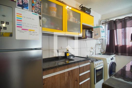 Cozinha de apartamento à venda com 2 quartos, 47m² em Operário, Novo Hamburgo
