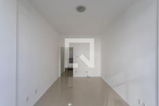 Studio de kitnet/studio para alugar com 0 quarto, 30m² em Centro, Rio de Janeiro