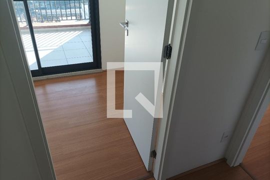 Quarto 03 de apartamento à venda com 3 quartos, 79m² em Jardim Independência, São Paulo