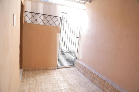 Área de Serviço de casa para alugar com 1 quarto, 40m² em Vila Cavaton, São Paulo