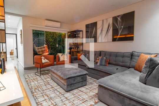Casa à venda com 3 quartos, 104m² em Vila Santa Isabel, São Paulo