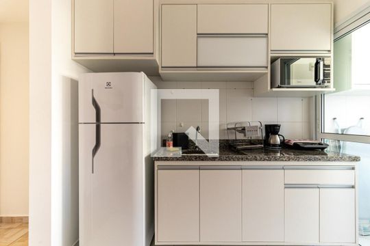 Cozinha de apartamento à venda com 1 quarto, 41m² em República, São Paulo