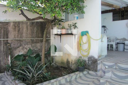 Área Verde de casa à venda com 3 quartos, 280m² em Jardim Coimbra, São Paulo