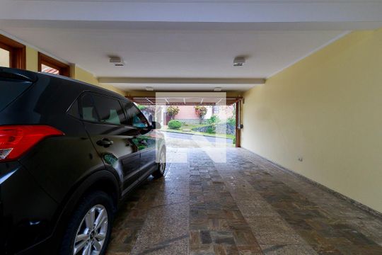 Garagem de casa de condomínio à venda com 4 quartos, 550m² em Jardim Petropolis, São Paulo