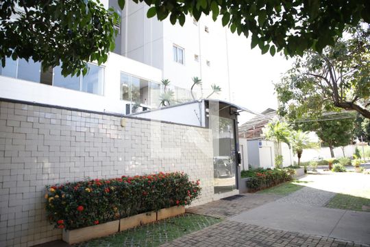 Fachada do Prédio de apartamento para alugar com 2 quartos, 75m² em Parque Amazônia, Goiânia