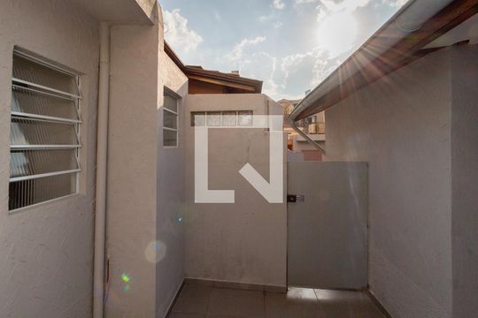 Vista - Quarto de casa para alugar com 1 quarto, 45m² em Vila Regente Feijó, São Paulo