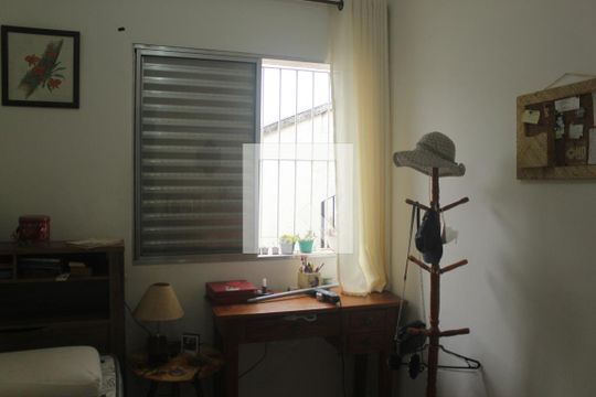 Quarto 3 de casa à venda com 4 quartos, 180m² em Jardim Consórcio, São Paulo