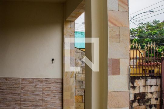 Varanda da Sala de casa para alugar com 3 quartos, 160m² em Quintino Bocaiuva, Rio de Janeiro