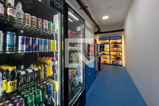 Mercado de kitnet/studio à venda com 1 quarto, 27m² em Indianópolis, São Paulo