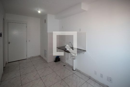 Sala/Cozinha de apartamento para alugar com 1 quarto, 46m² em Sacoma, São Paulo