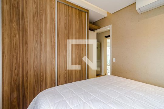 Quarto de apartamento para alugar com 1 quarto, 45m² em Cerqueira César, São Paulo