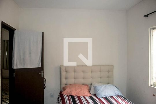 Quarto 1 de casa para alugar com 2 quartos, 120m² em São Cristóvão, Salvador