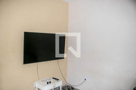 Sala de casa para alugar com 2 quartos, 120m² em São Cristóvão, Salvador