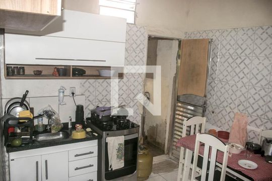 Cozinha de casa para alugar com 2 quartos, 120m² em São Cristóvão, Salvador
