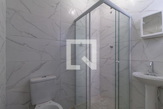 Banheiro de casa para alugar com 1 quarto, 40m² em Helena Maria, Osasco
