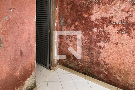 Piso -1(externo):  Área de serviço / Quintal de casa à venda com 6 quartos, 305m² em Vila Arapua, São Paulo