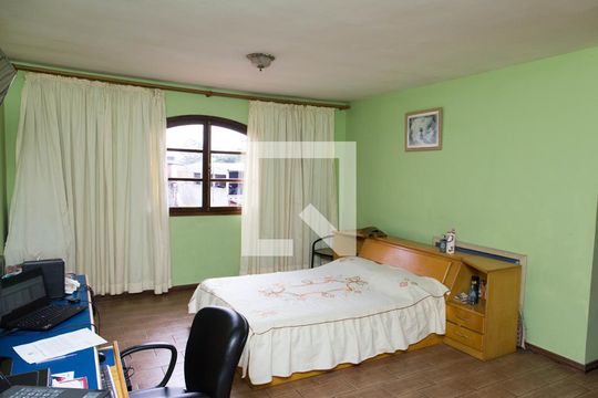 Quarto Suíte de casa à venda com 3 quartos, 330m² em Campanário, Diadema