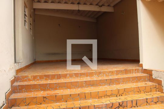 Quintal de casa à venda com 3 quartos, 250m² em Lapa, São Paulo