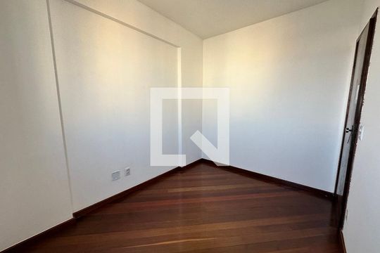 quarto 2 de apartamento para alugar com 3 quartos, 80m² em Funcionários, Belo Horizonte