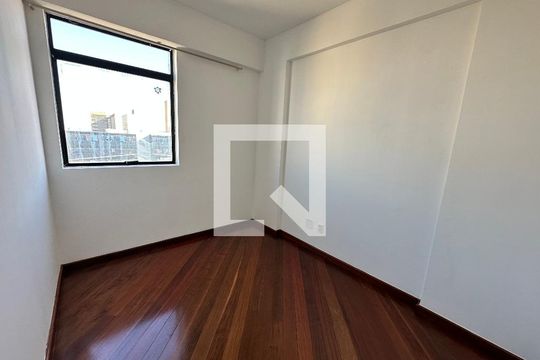 quarto 2 de apartamento para alugar com 3 quartos, 80m² em Funcionários, Belo Horizonte