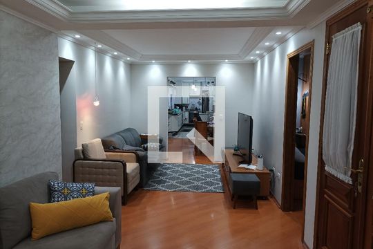 Sala de casa à venda com 7 quartos, 245m² em Jardim Iva, São Paulo