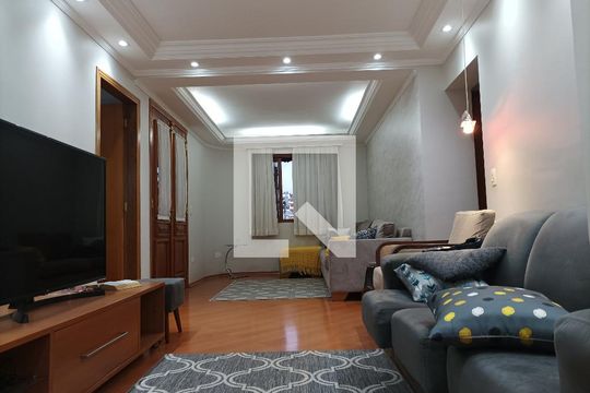 Sala de casa à venda com 7 quartos, 245m² em Jardim Iva, São Paulo