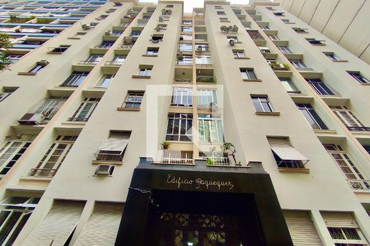 Fachada de apartamento para alugar com 3 quartos, 96m² em Copacabana, Rio de Janeiro