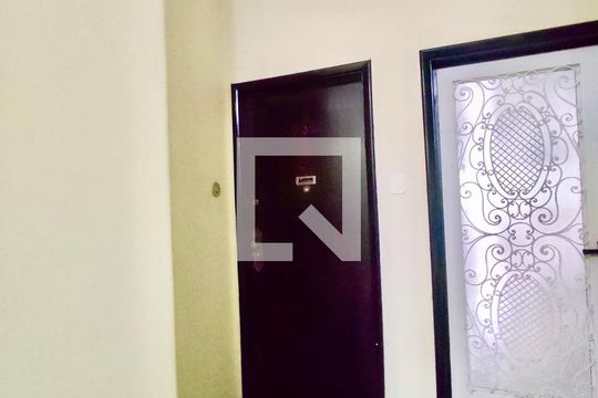Hall de apartamento para alugar com 3 quartos, 96m² em Copacabana, Rio de Janeiro