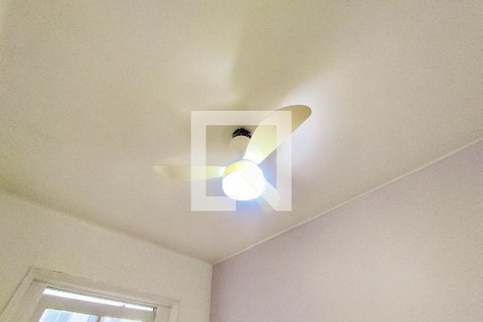 Quarto de apartamento para alugar com 3 quartos, 96m² em Copacabana, Rio de Janeiro