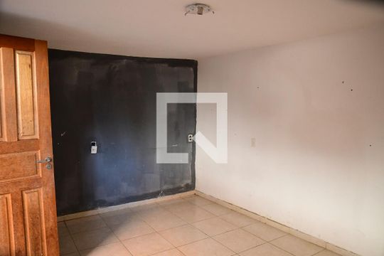 Casa para alugar com 2 quartos, 80m² em Granja Carolina, Cotia